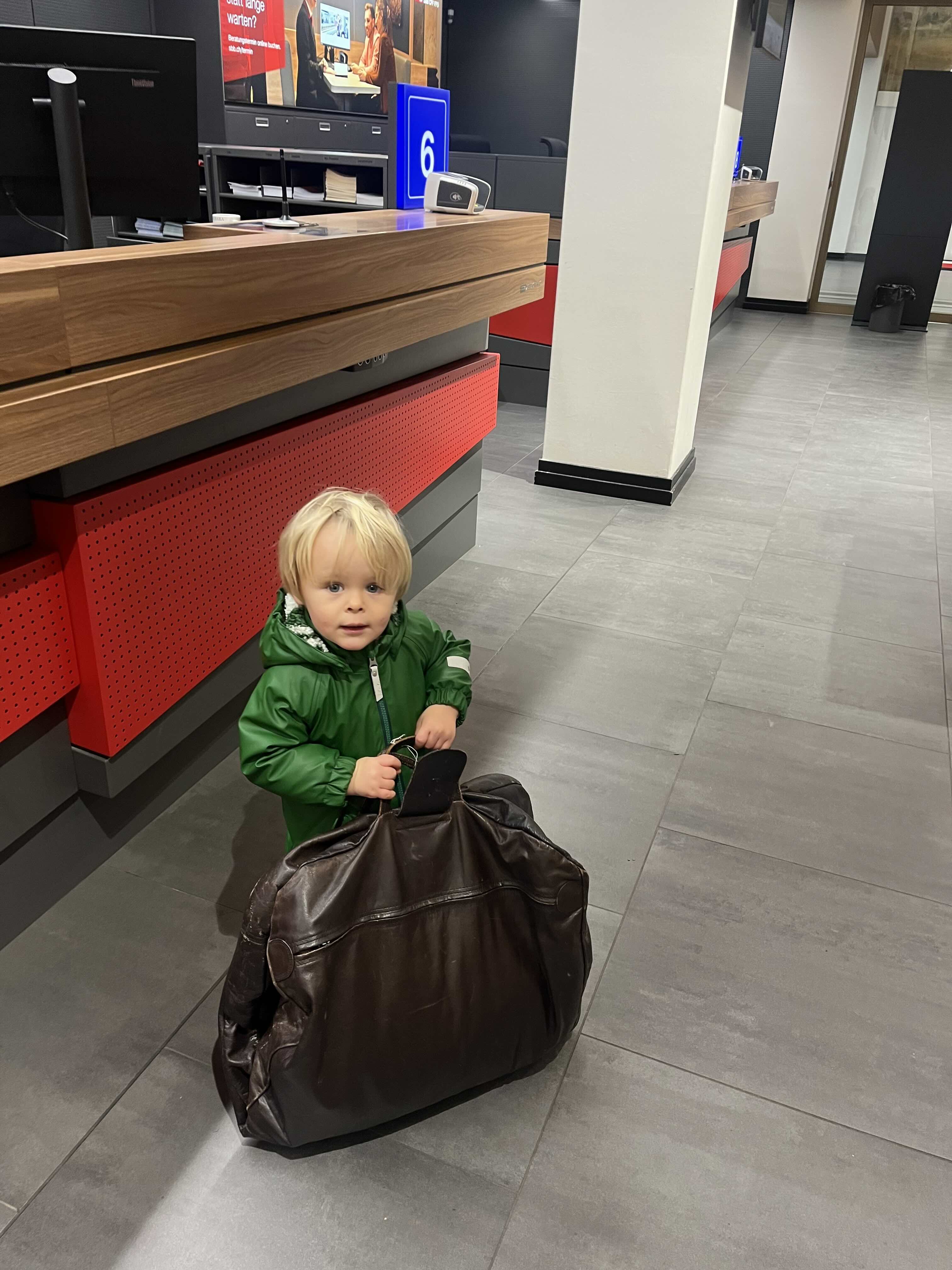 Mein Sohn und der alte Sack in St. Gallen.